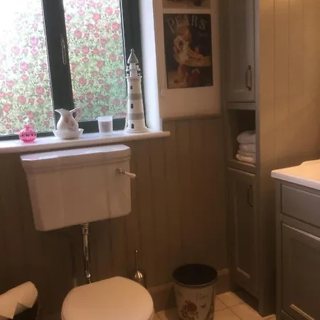 Tullybeggs Bed & Breakfast Clifden